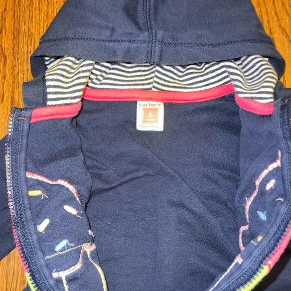 Carter’s Baby Girl Sweatsuit, 6 months - Picture 4 of 7